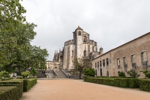 Mosteiros de Tomar, Batalha, Alcoba&ccedil;a & Acueduto dos Pegoes
